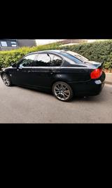 BMW 320d X Drive E90 M Paket - BMW 320: E90