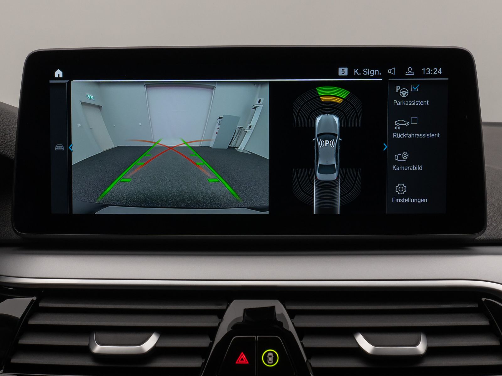 Fahrzeugabbildung BMW 530e Kamera DAB HiFi Leder 4xKlima Alarm 18Zoll