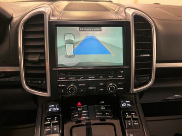 Porsche Cayenne - 9