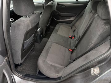 BMW X1 - 11