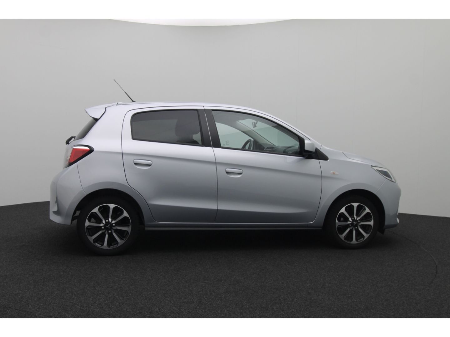 Fahrzeugabbildung Mitsubishi Space Star 1.2 Select+ Kamera  AppleCP Garantie
