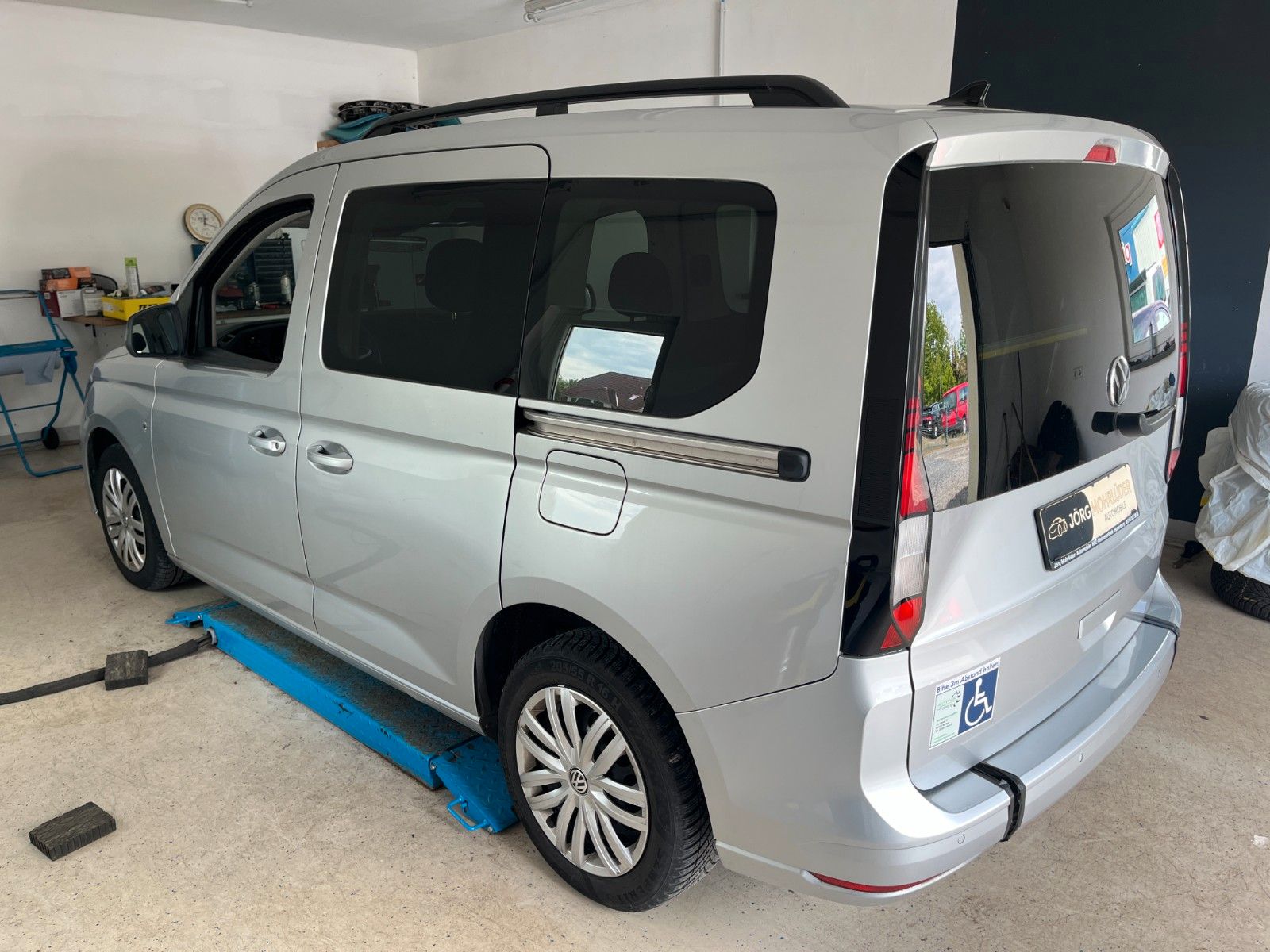 VW Caddy Rollstuhlrampe