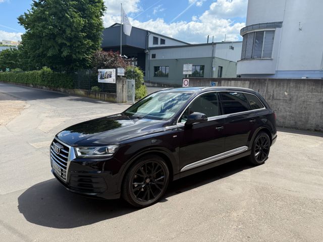 AUDI Q7 3.0 TDI S-Line Voll und Top!