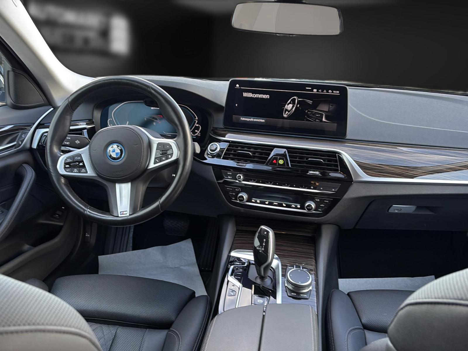 BMW 530 e xDrive DriveProfess*Leder*AHK*LED*SOH95%