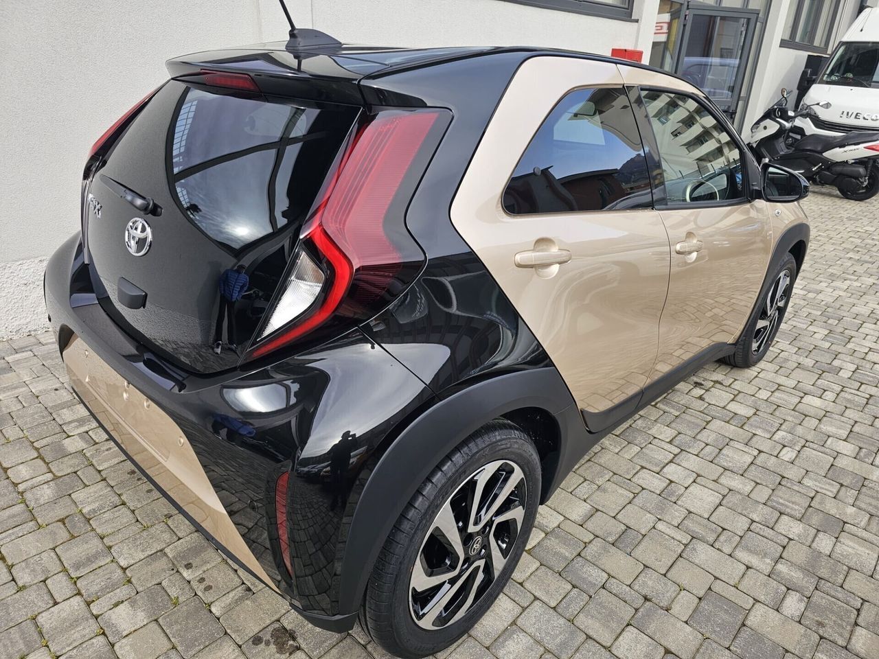 Other Toyota Aygo X 1.0 VVT-i 72 CV 5 porte Trend imagem 3