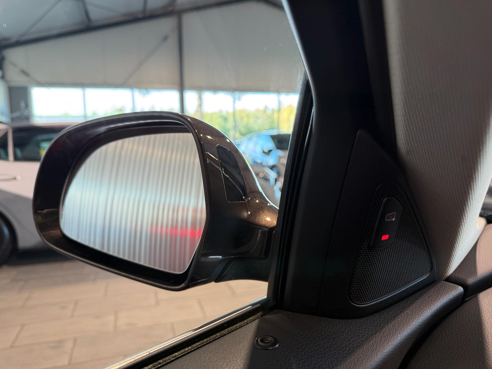Audi Q3  S Line Sport  LED AHK  Navi