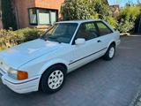 Ford Escort XR3i - Ford Escort: Xr3i