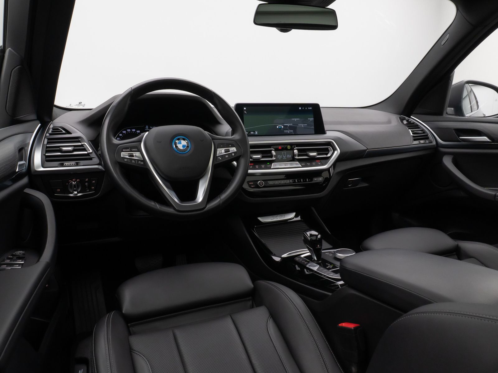 Fahrzeugabbildung BMW X3 xD30e Panorama Laser 360°HUD DAB HiFi Sport