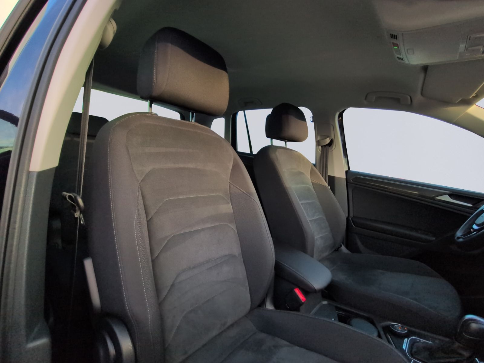 Tiguan 2.0 TSI DSG 4M R Line AHK/HEAD-UP