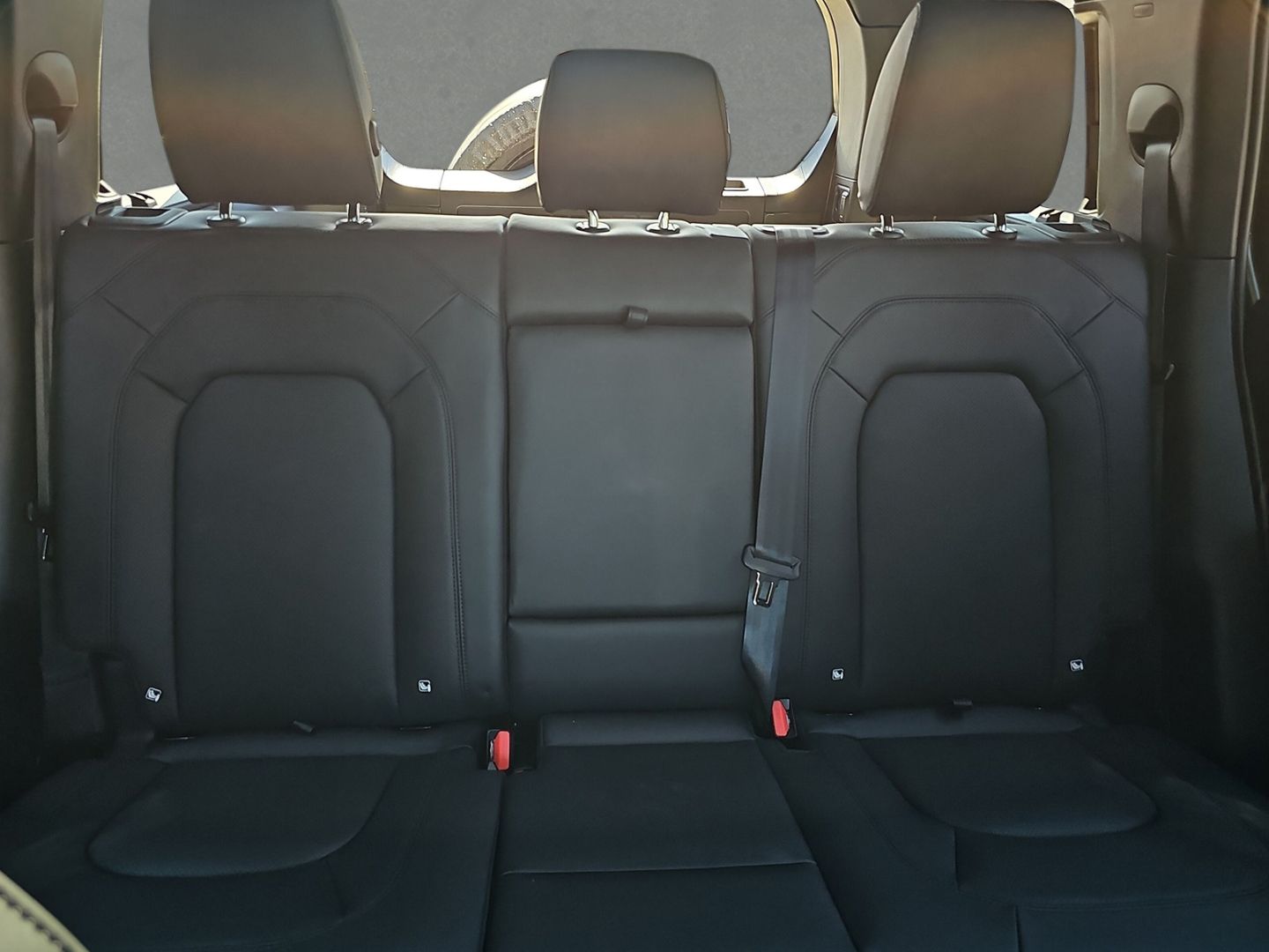 Land Rover Defender - Bild 11