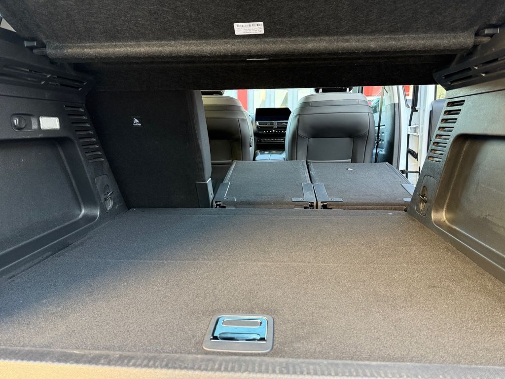 Fahrzeugabbildung Citroën C5 Aircross Hybrid 225 e-EAT8 SHINE PACK