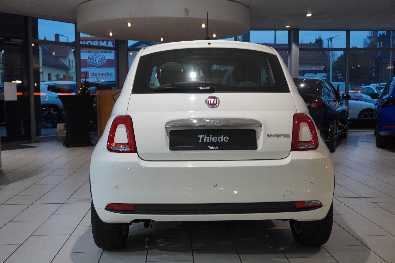 Fahrzeugabbildung Fiat 500 1.0 GSE HYBRID DOLCEVITA NAVI/LED/PDC/DAB+