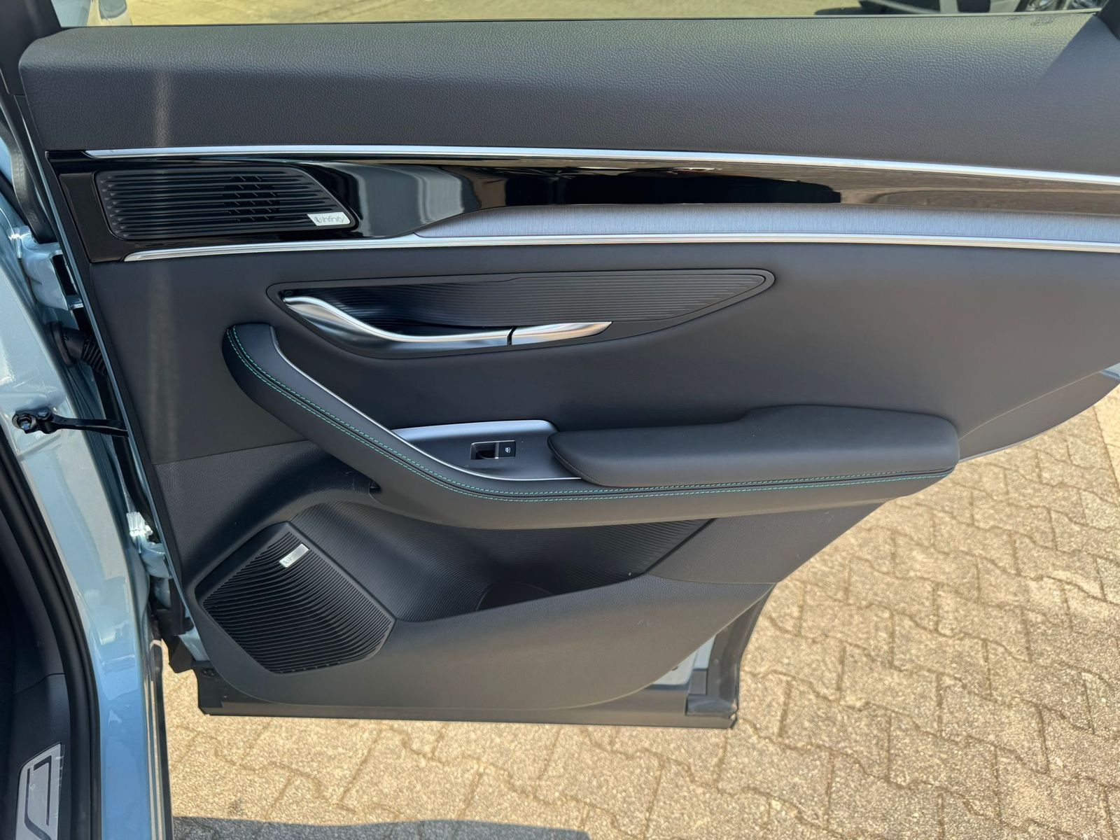 Fahrzeugabbildung BYD SEAL U DM-i PHEV SOFORT VERFÜGBAR PANO+HEAD+NAVI