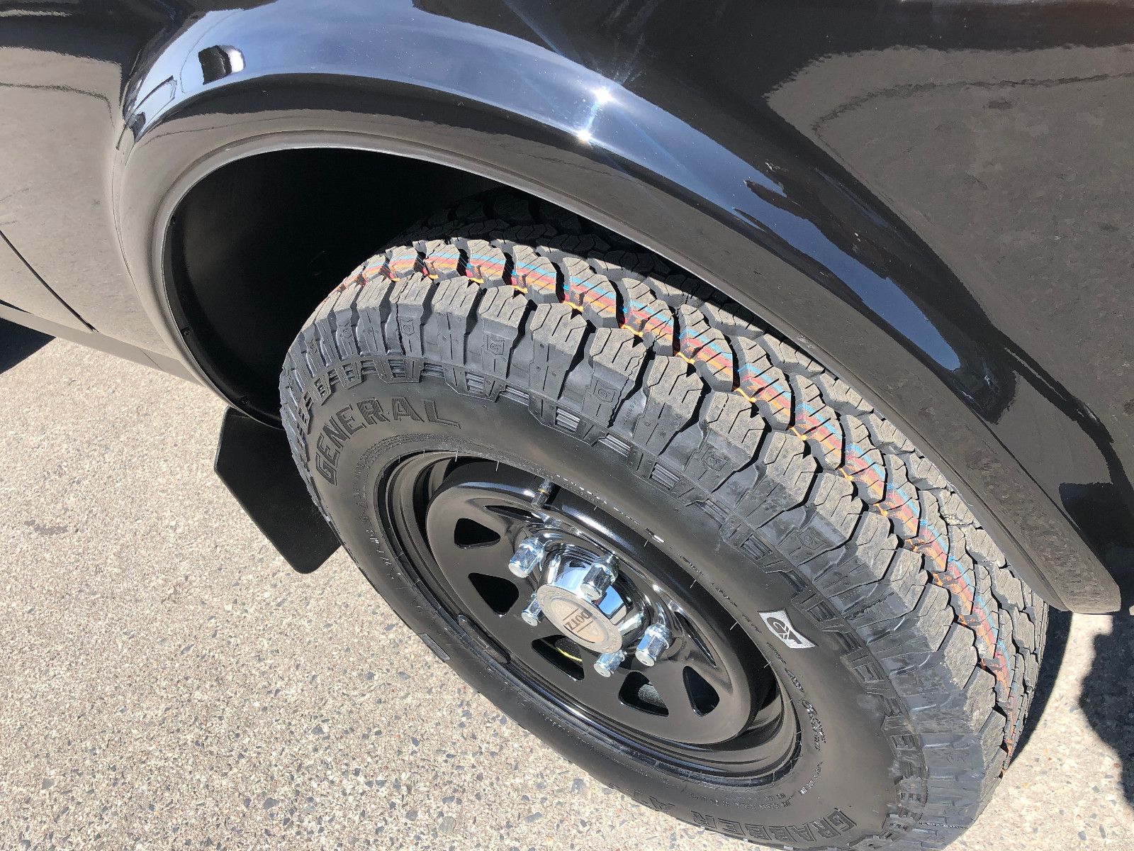 Fahrzeugabbildung Lada NIVA "NORMA EXKLUSIV" AHK! DOTZ-Räder! AET-2026