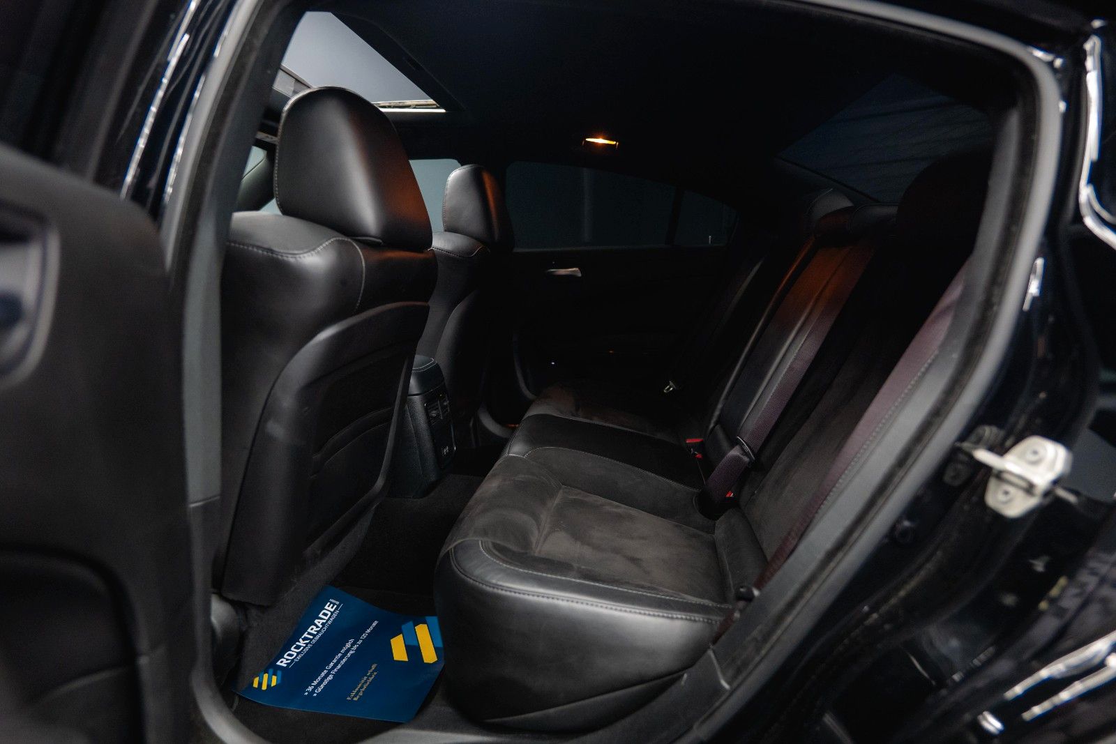 Fahrzeugabbildung Dodge Charger 3.6 4x4 GT Performance FULL Options 19%