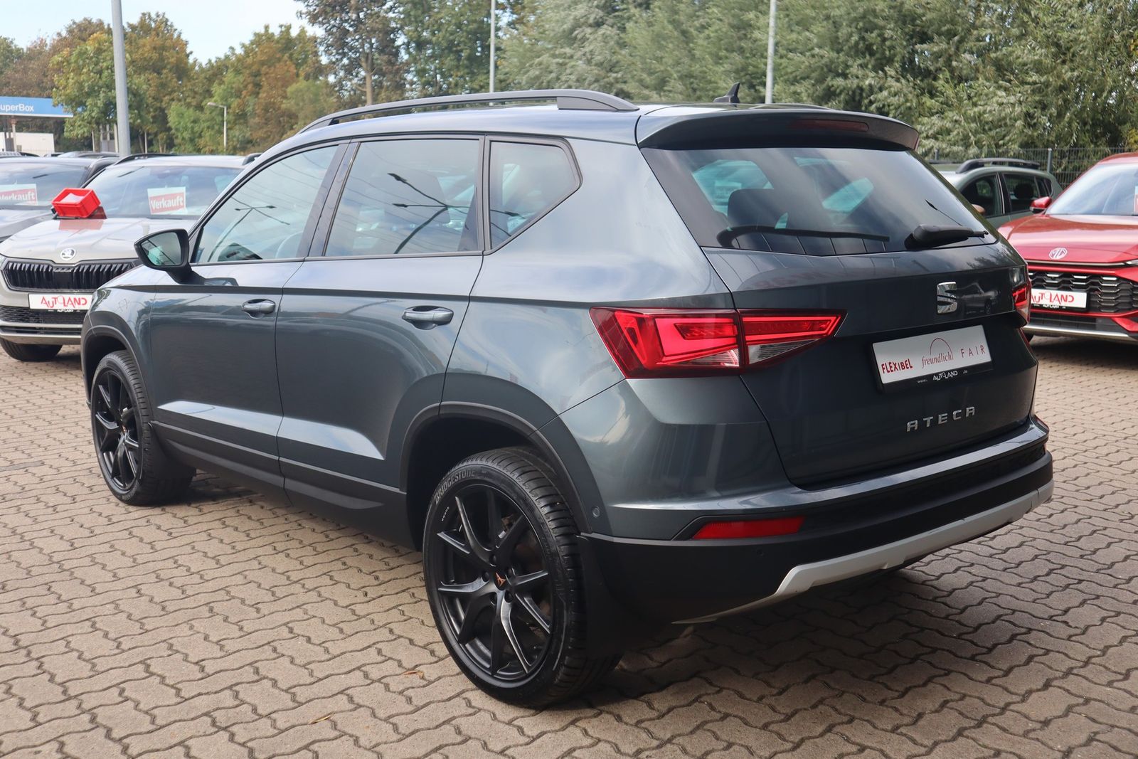 Seat Ateca 2.0 TDI Style DSG LED Navi Beats AHK ACC imagem 3