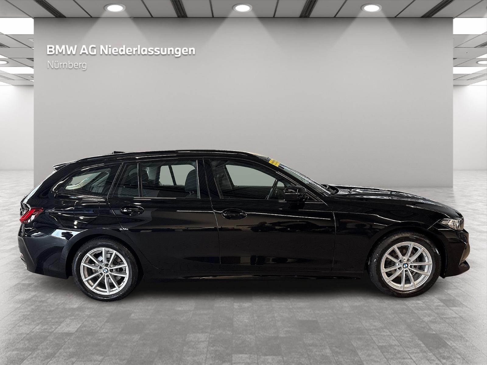 BMW 318i Touring AHK*Elektr. Heckklappe*Navigationss