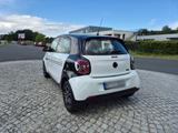 Smart Forfour 71PS Black&White Navi,Leder,... - Smart ForFour in Hannover