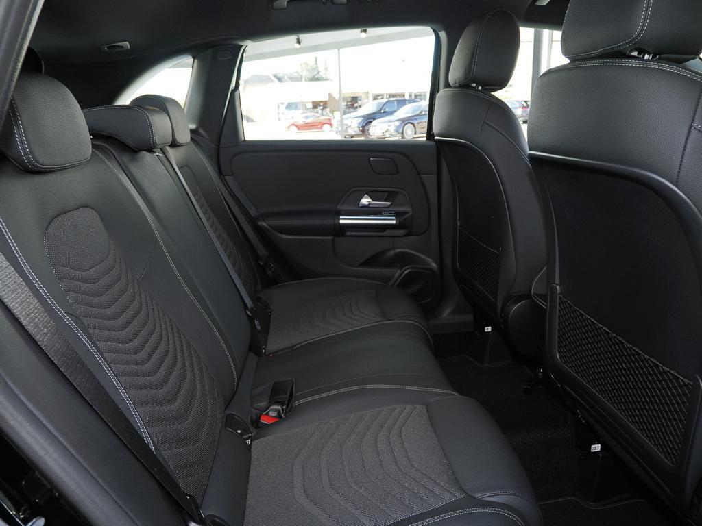 Mercedes-Benz B-Class d PROGRESSIVE AHK SOUND WINTER-PAKET DISTR, миниатюра 12