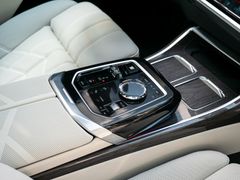 BMW 740 – 24 / 35