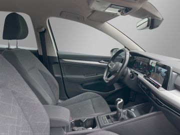 Volkswagen Golf VIII Variant Life 1.5 TSI*CarPlay*Kamera*