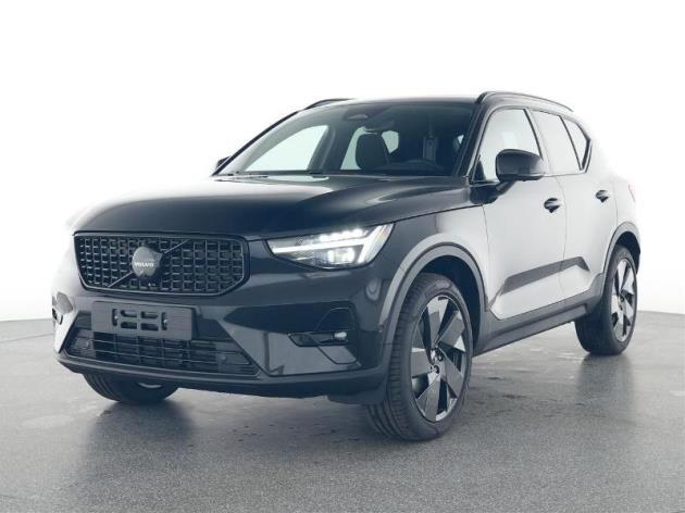 Volvo XC40 B4 2WD Black Edition DKG/360/Pixel/Panorama