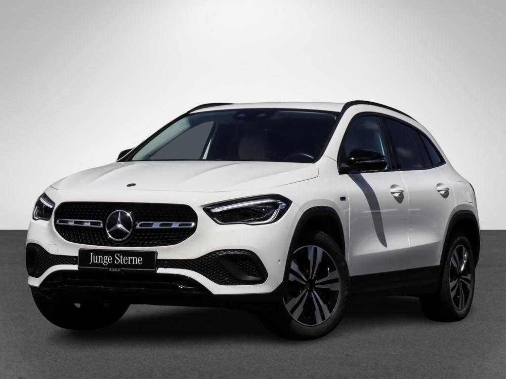 Mercedes-Benz GLA 250 e Progressive/MBeam/Night/Kamera/Memo/18