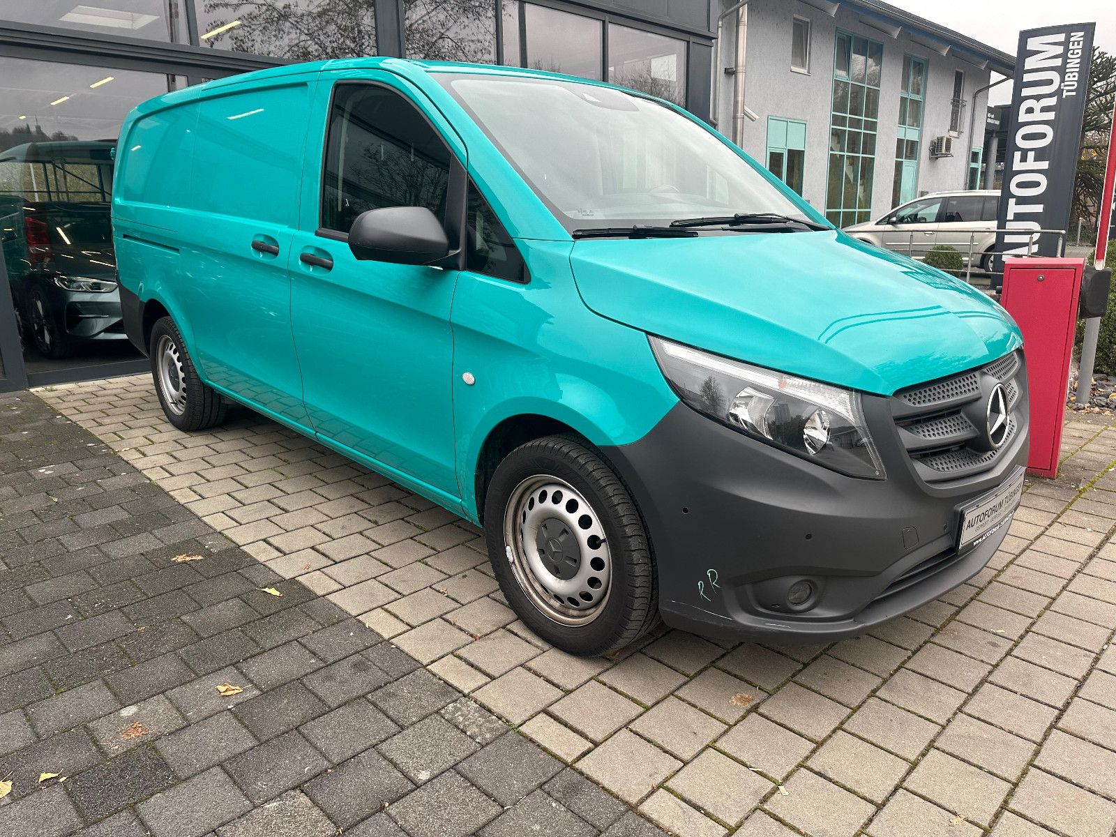 Fahrzeugabbildung Mercedes-Benz Vito 114 4Matic Lang *NAVI*TEMPO*SH*KAMERA*AHK*