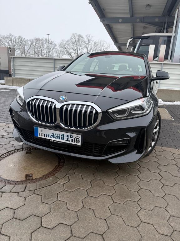 Image of BMW 120