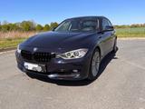 BMW 328i Luxury line - BMW 328 aus 2011: 328i