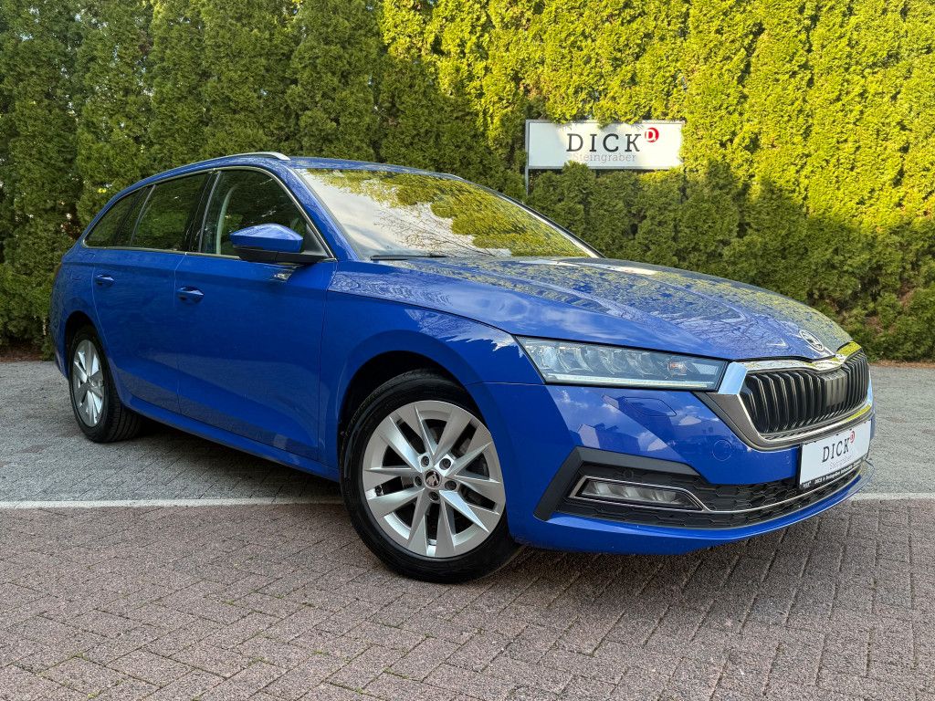 Fahrzeugabbildung SKODA Octavia 2.0 TDI DSG Style LED+KAM+SHZ+AMBI+CARPL