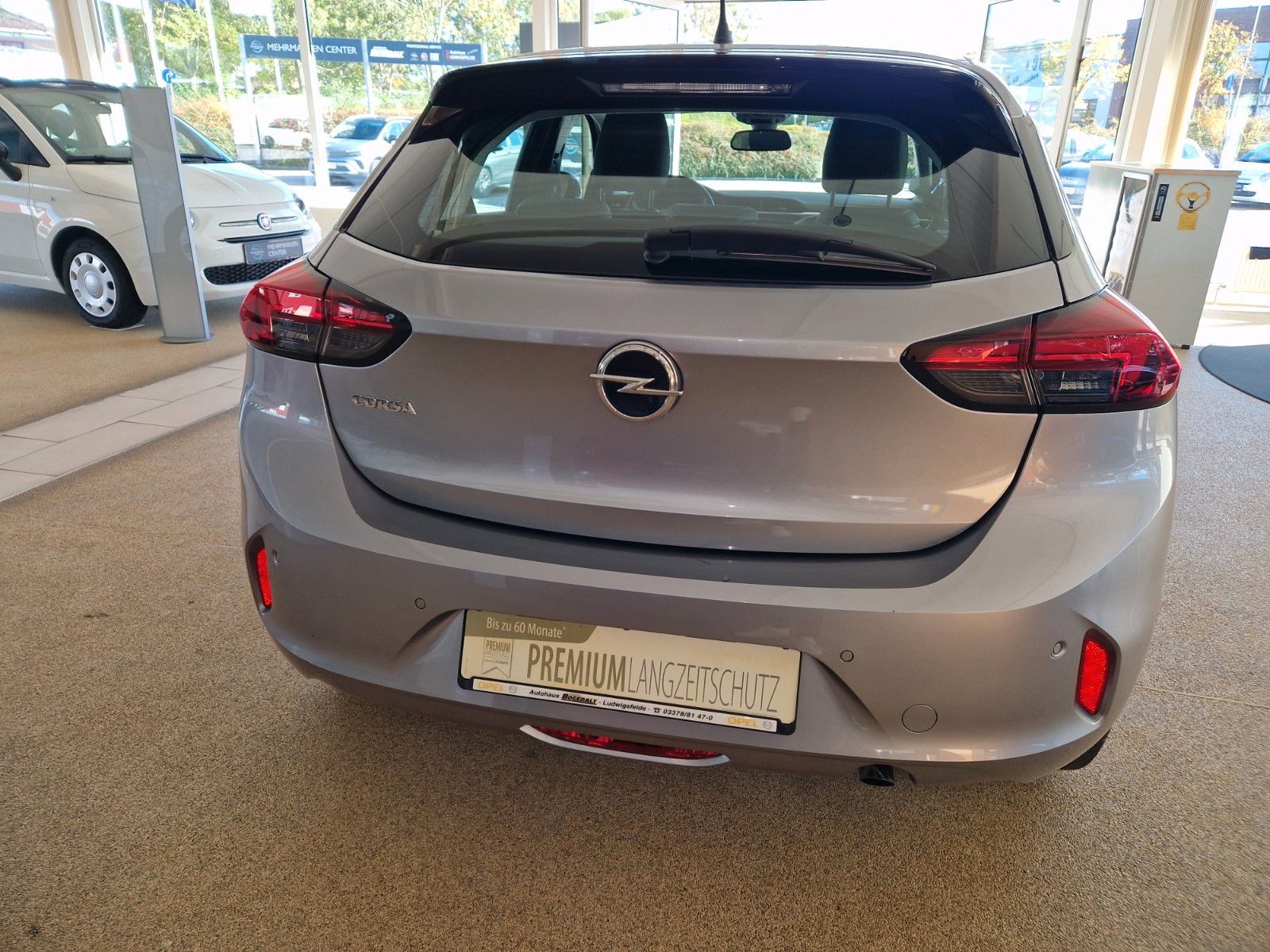 Fahrzeug 8 Fahrzeugabbildung Opel Corsa 1.2 Direct Injection Turbo 74kW Elegance