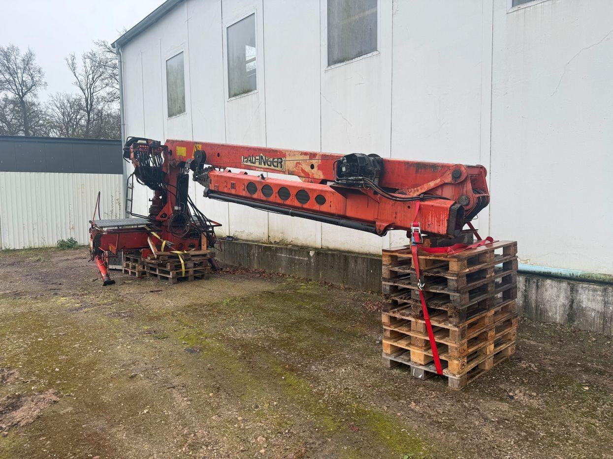 Mercedes-Benz Palfinger Kran 28000