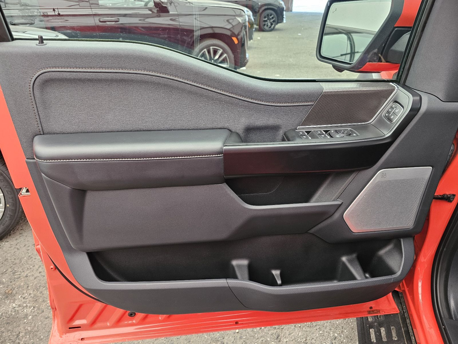 Fahrzeugabbildung Ford F 150 Raptor T1 Price: 67.000 EUR, Stock !