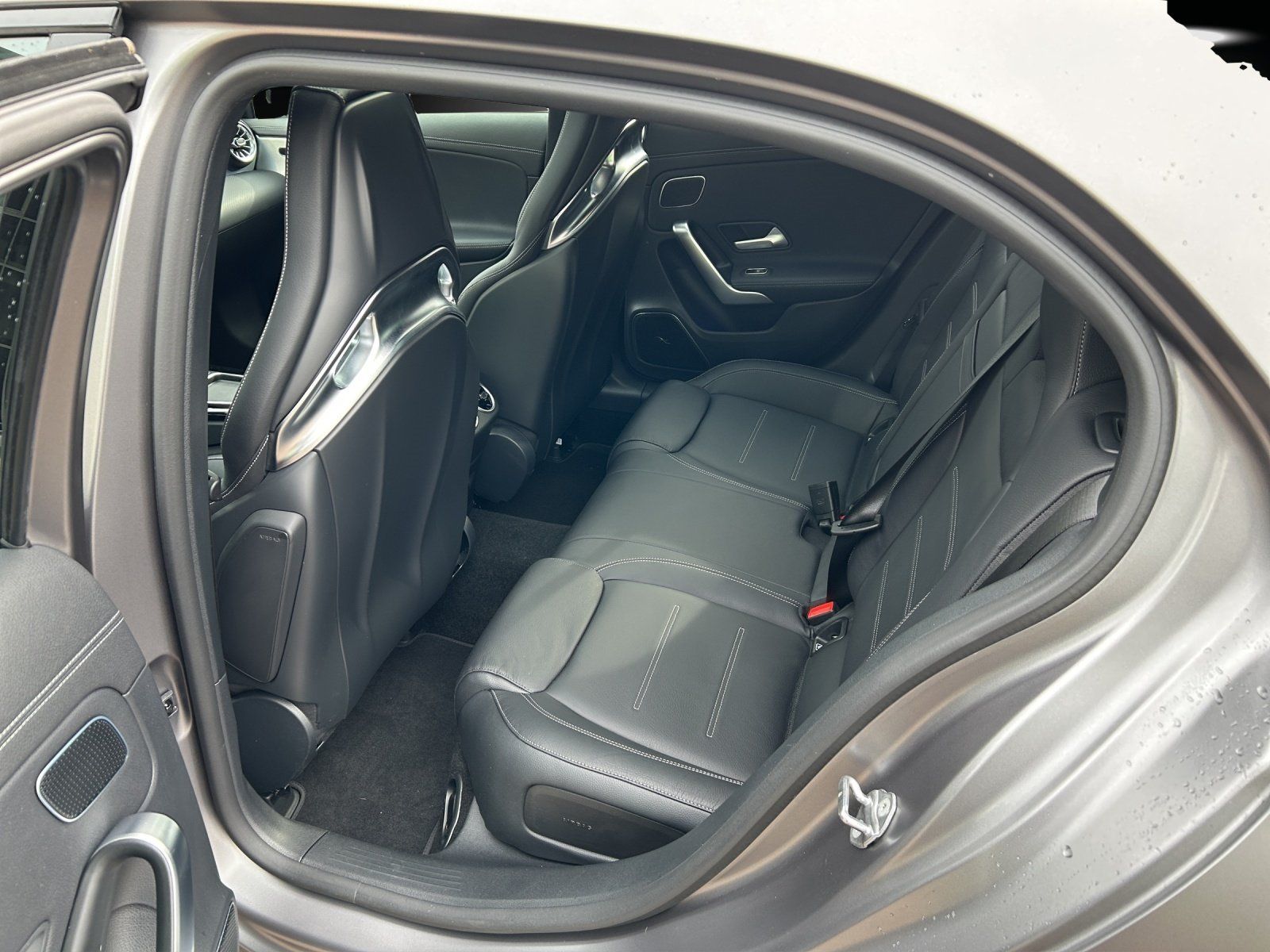 Fahrzeugabbildung Mercedes-Benz A35AMG Premium+ AERO Perf.Sitze DISTRO Burm MLED