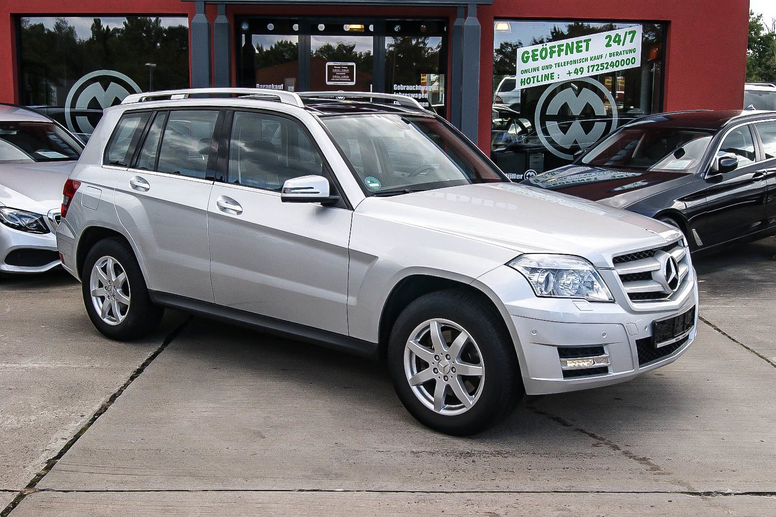Fahrzeugabbildung Mercedes-Benz GLK 350 4-Matic PANORAMA COMAND 37.700km 1.HAND