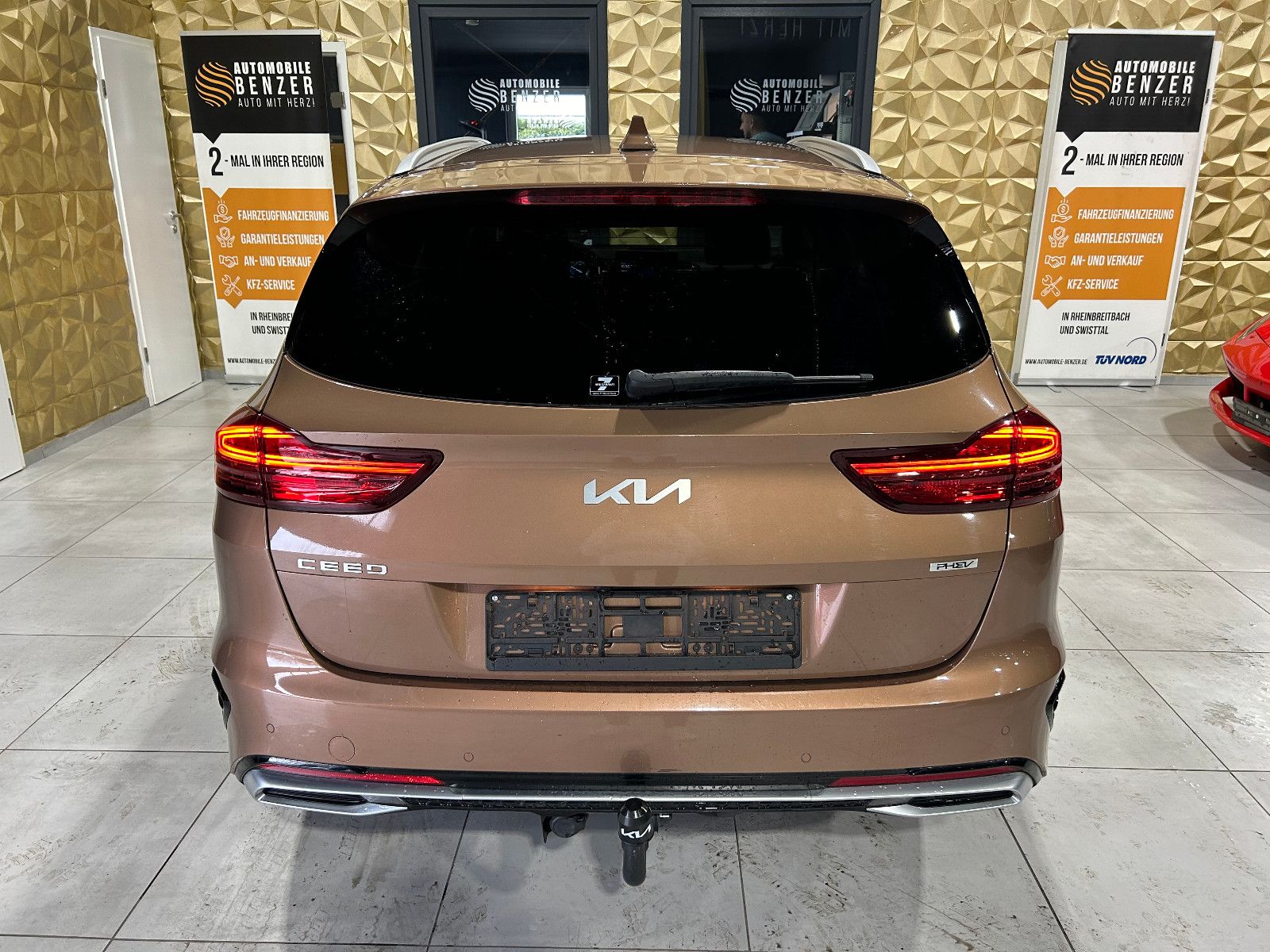 Fahrzeugabbildung Kia Ceed Sportswagon/Platinum Edition/DIGITAL-TACHO/