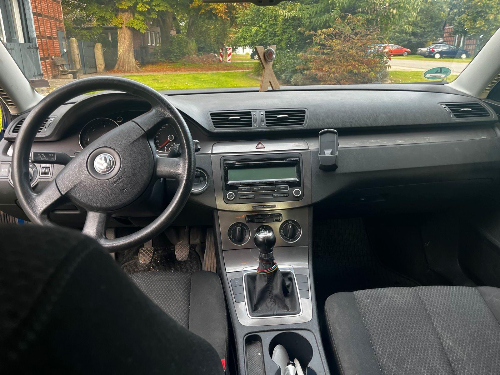 Volkswagen Passat 2009 — photo 8
