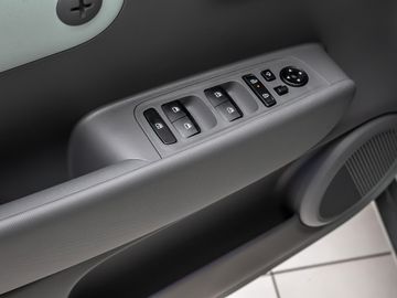 Hyundai Inster Navi Kamera Isofix-System Fernlicht-Ass.
