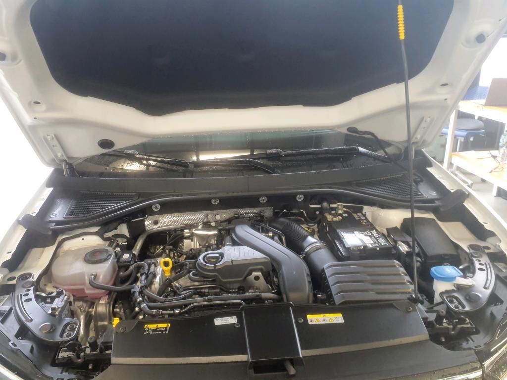 Volkswagen T-Roc Style 1.5 TSI 110kW 7-Gang DSG 4 Türen