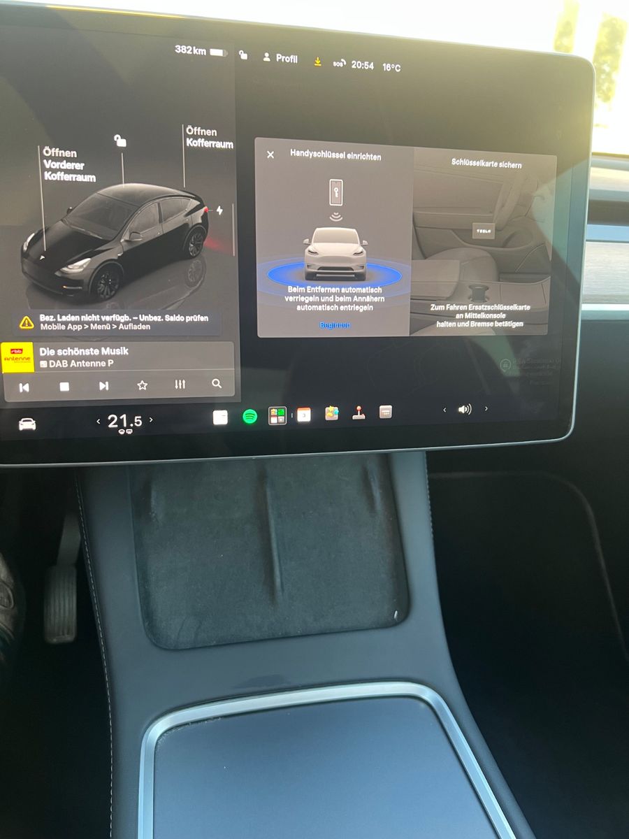 Tesla Model Y Long Range Allrad Leder Kamera 360, 21 foto 17
