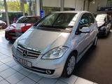 Mercedes-Benz A 160 ELEGANCE AUT SHZ AHK TEMPO KLIMA - Mercedes-Benz A 160 aus 2010