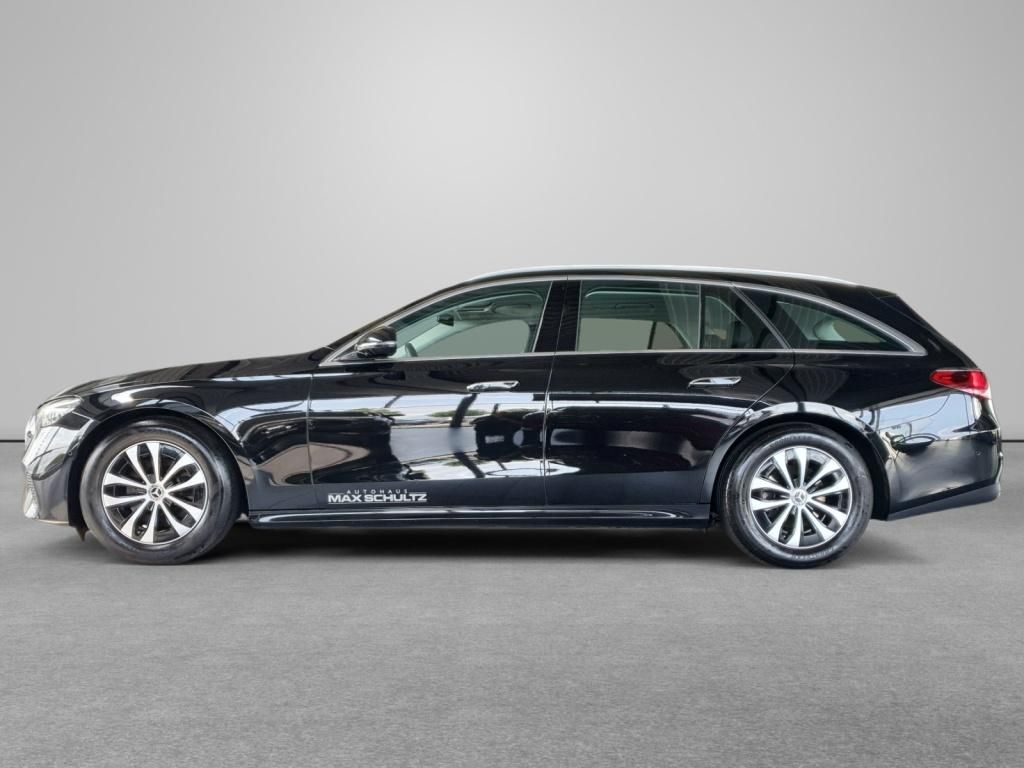 Fahrzeugabbildung Mercedes-Benz E 220 d T AVANTGARDE*DISTR*AHK*KEYL*KAM*TOTW