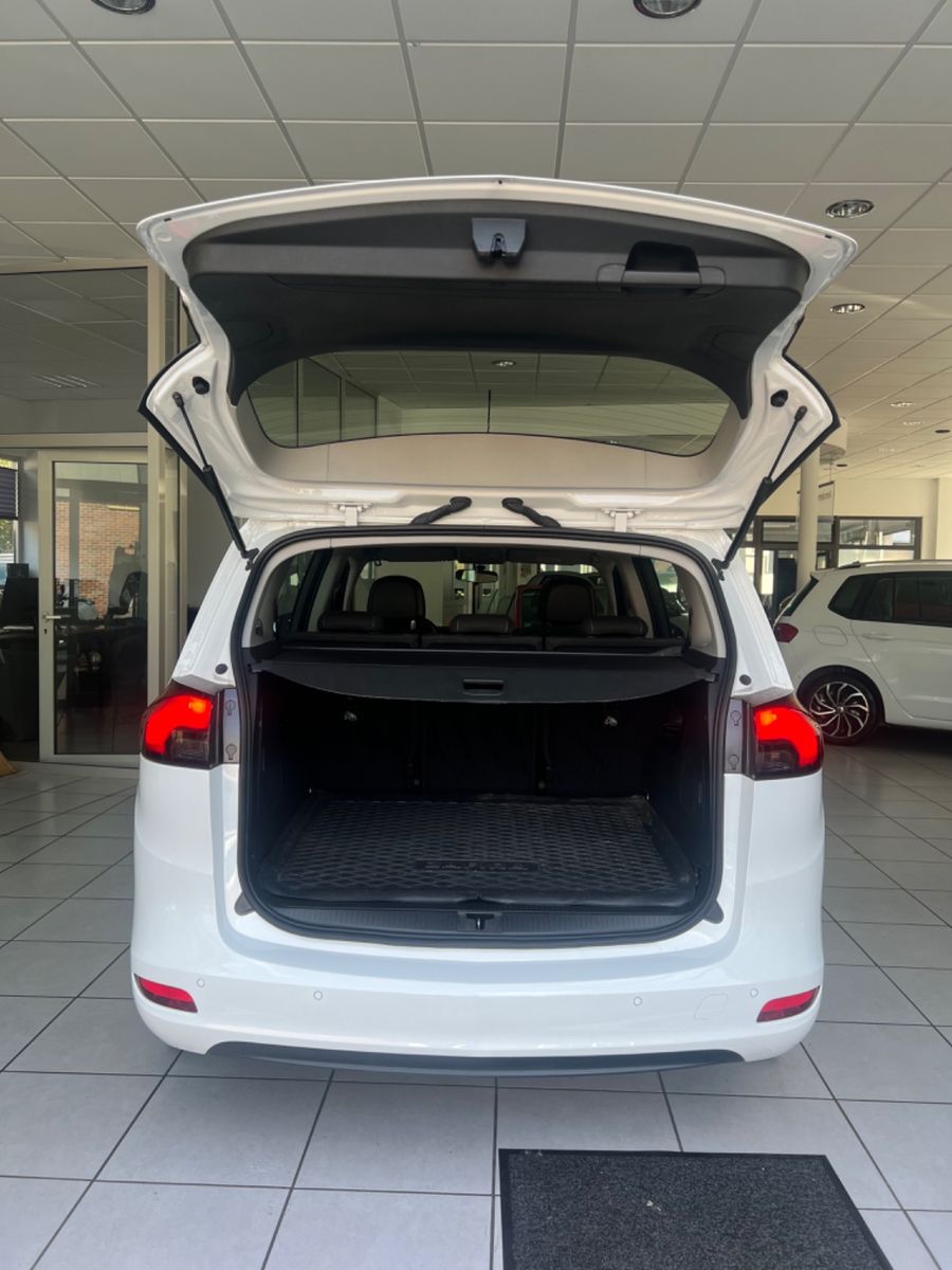 Fahrzeugabbildung Opel Zafira C Edition* Standheizung