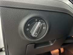 SKODA Superb Combi 2.0 / AHK / CARPLAY / LED / MEMORY SKODA Superb Combi 2.0 / AHK / CARPLAY / LED / MEMORY