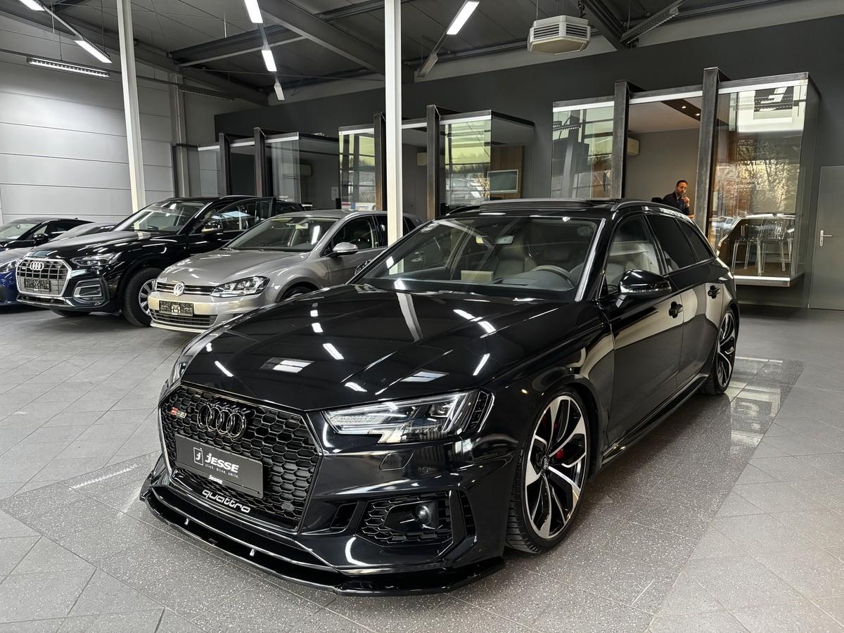 Audi RS4 2.9 TFSI LED ACC Pano B&O RS-Sitze AGA 280km