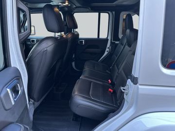 Jeep Wrangler - 11