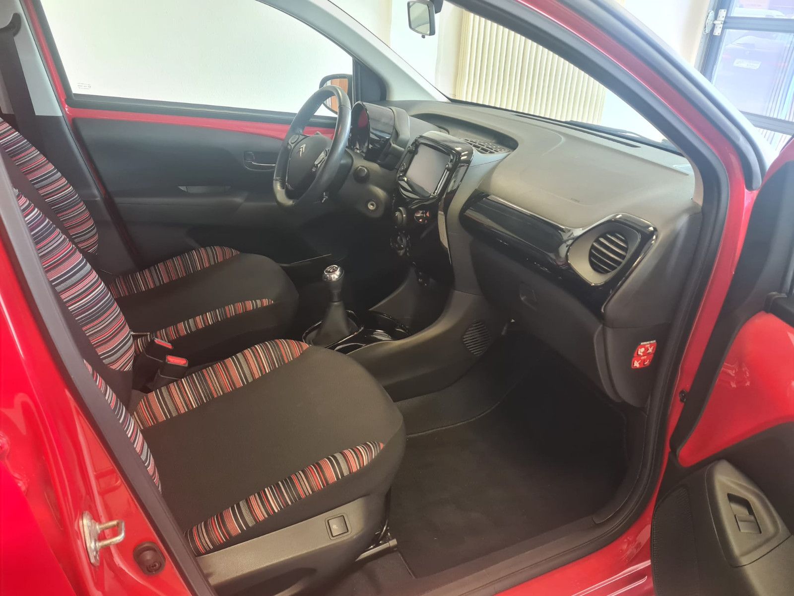 Fahrzeugabbildung Citroën C1 Airscape Shine/19TKM/FALTDACH/KLIMA