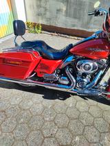 Harley-Davidson Street Glide  - HARLEY-DAVIDSON DÜSSELDORF