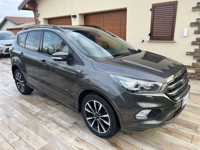 Ford Kuga 2.0 TDCI 150 CV S&S 4WD Powershift ST-